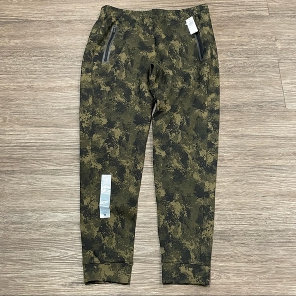 Old Navy Camo Joggers sz M